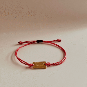 Μαρτάκι με επιχρωσωμένο στοιχειο ''Μάρτης''