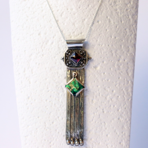 Εντυπωσιακό vintage ασημένιο μεταγιόν με γρανάδα και paua shell