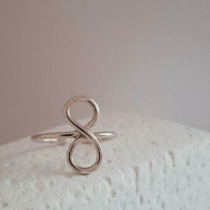 Ασημένιο δαχτυλίδι ''άπειρο''