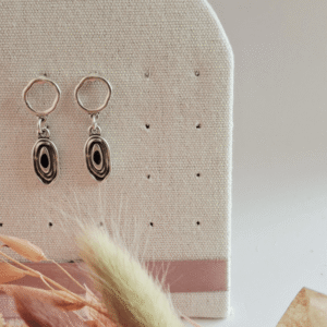 Boho επάργυρα σκουλαρίκια με μαύρο σμάλτο